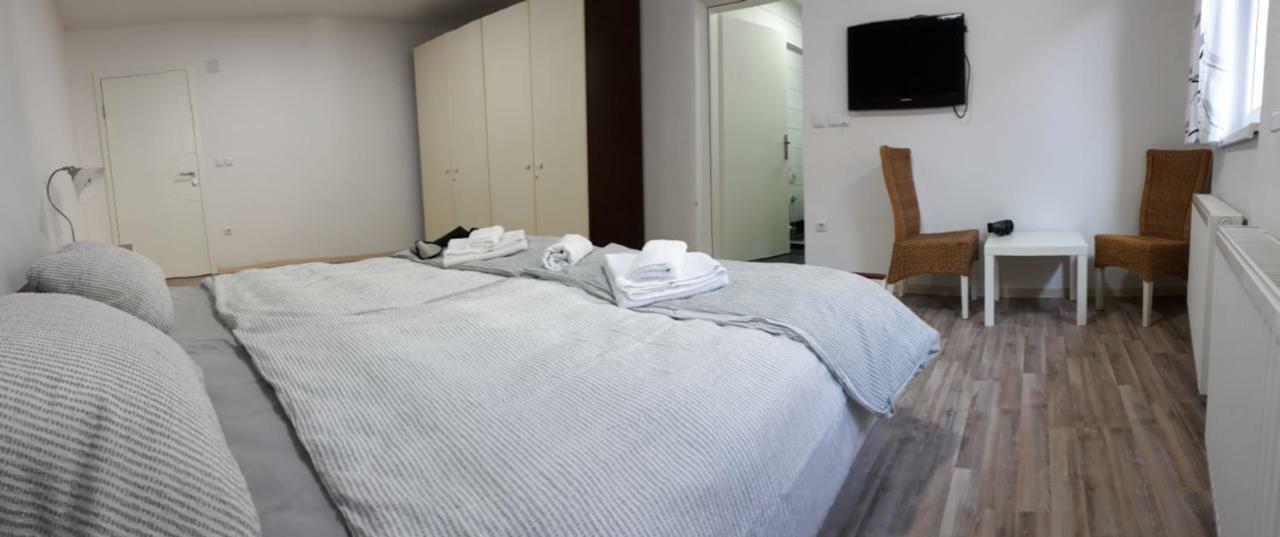 Apartments&Rooms Mido Високо Экстерьер фото