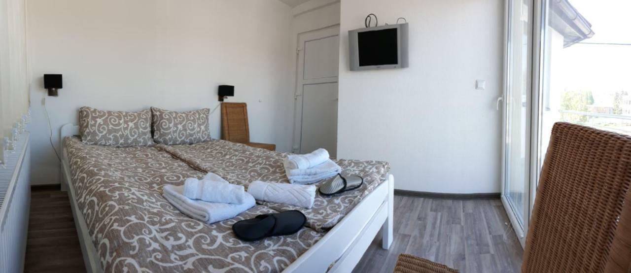 Apartments&Rooms Mido Високо Экстерьер фото
