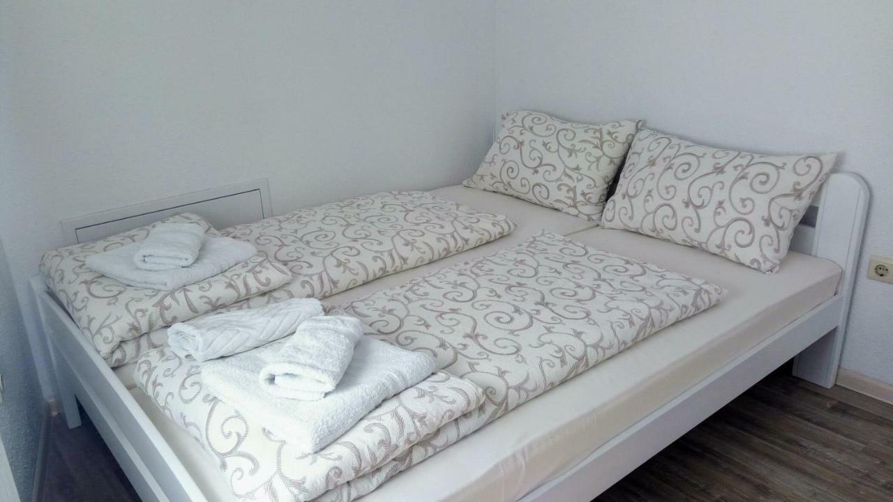 Apartments&Rooms Mido Високо Экстерьер фото